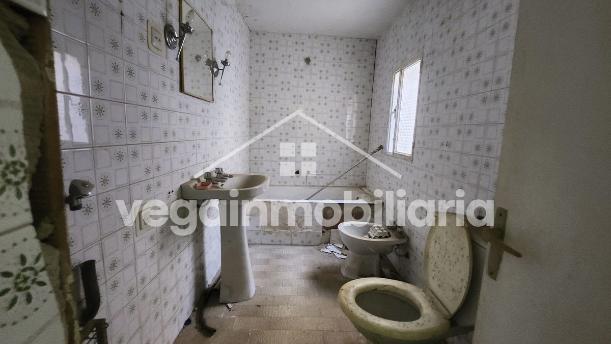Inmueble en Escalona - Vega Inmobiliaria