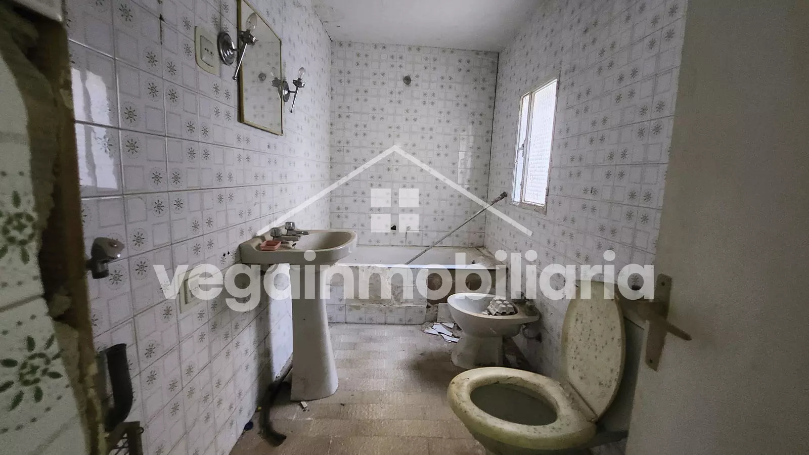 Inmueble en Escalona - Vega Inmobiliaria