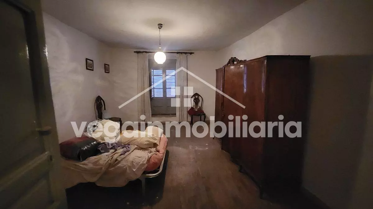 Inmueble en Escalona - Vega Inmobiliaria