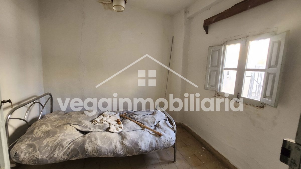 Inmueble en Escalona - Vega Inmobiliaria
