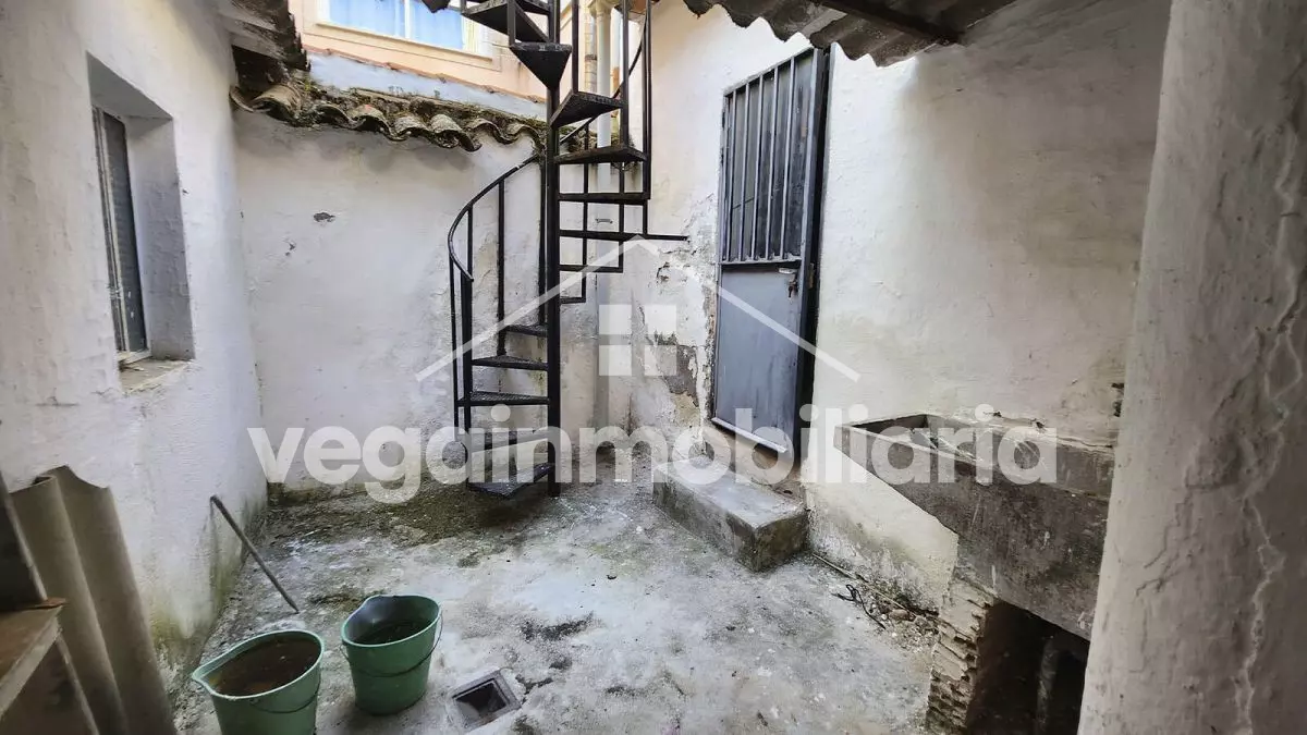 Inmueble en Escalona - Vega Inmobiliaria