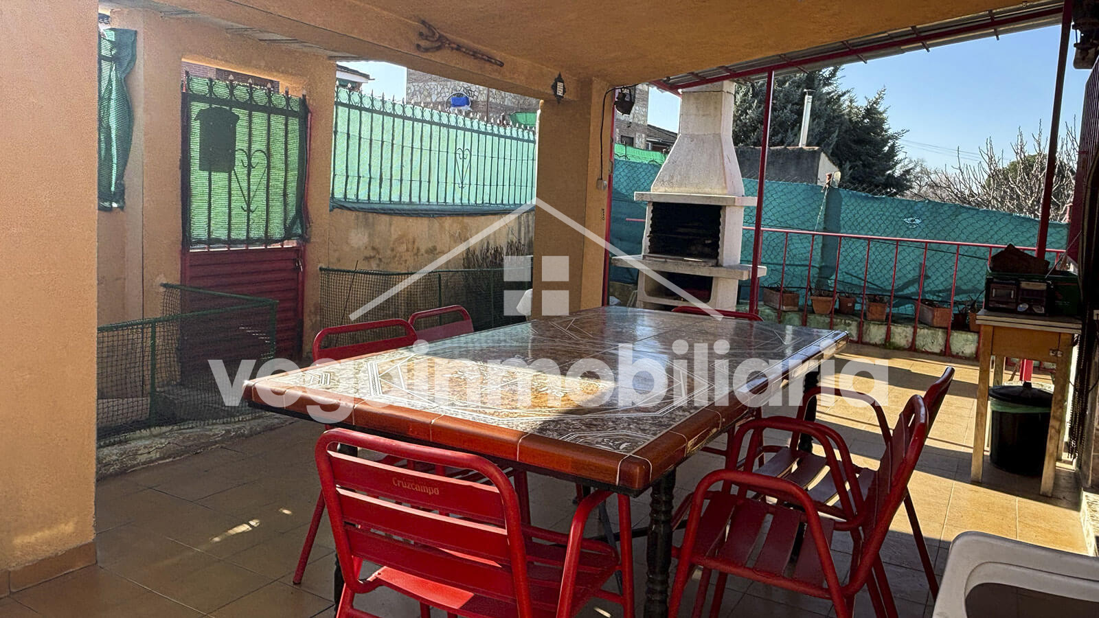 porche-inmueble-053-vega-inmobiliaria