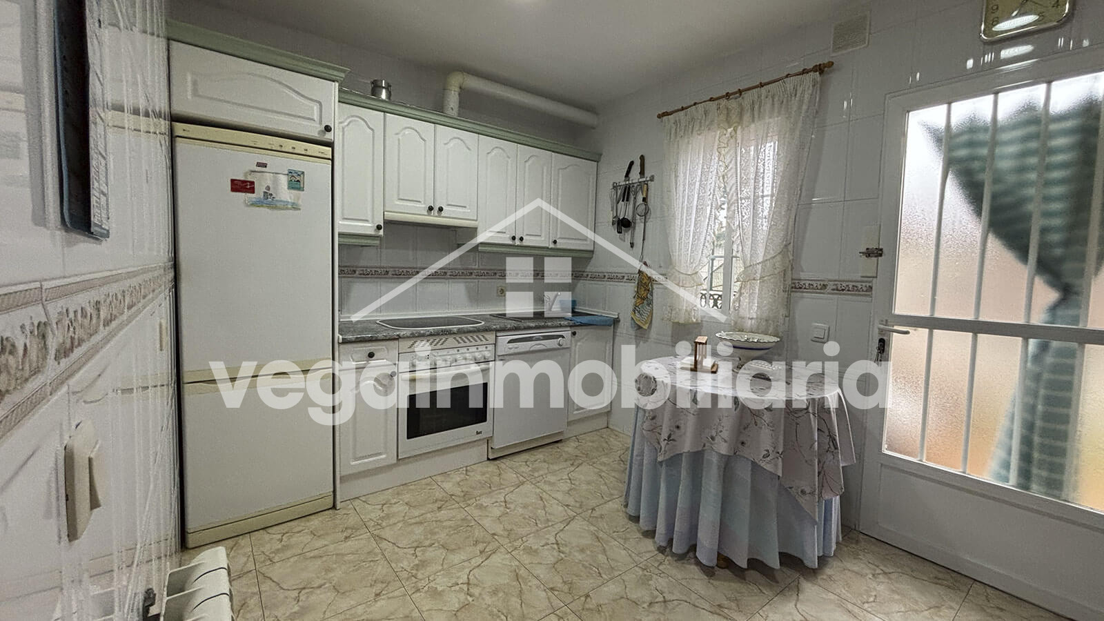 Venta de casas en Escalona- Inmobiliaria en Escalona- Inmobiliaria Vega