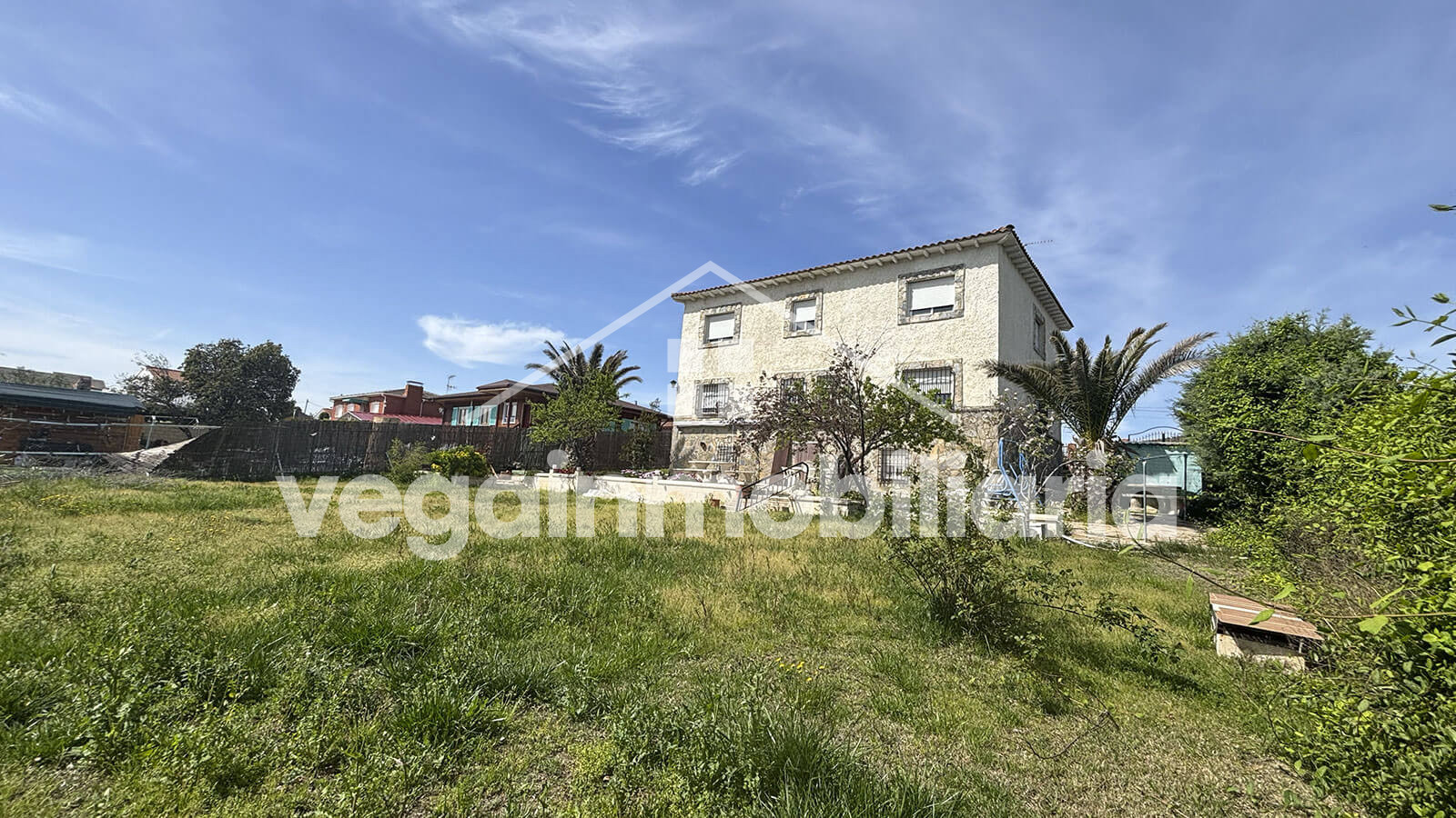 Venta de casas en Escalona - Inmobiliaria en Escalona - Inmobiliaria Vega