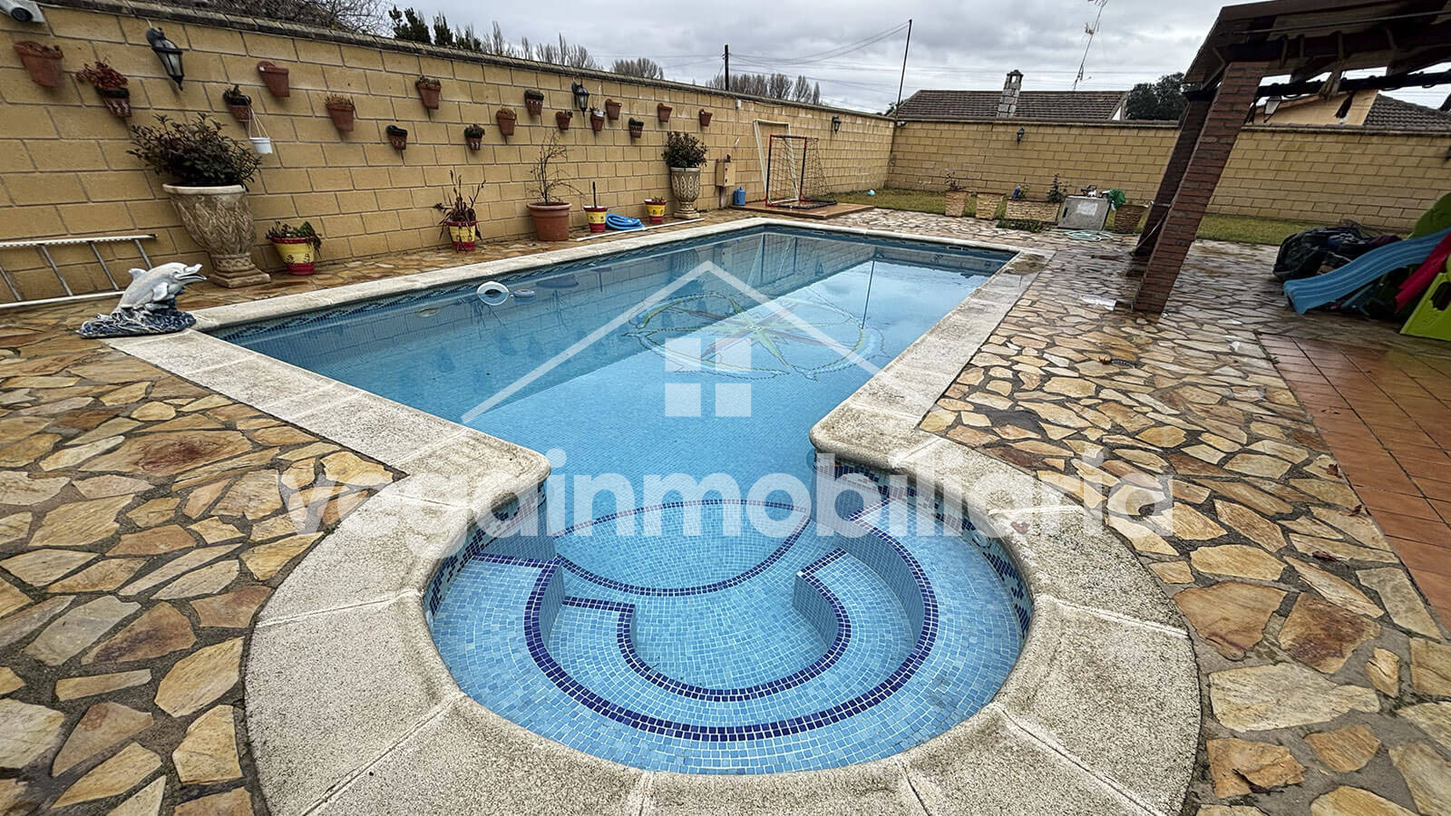 Venta de casas en Escalona - Inmobiliaria en Escalona - Inmobiliaria Vega