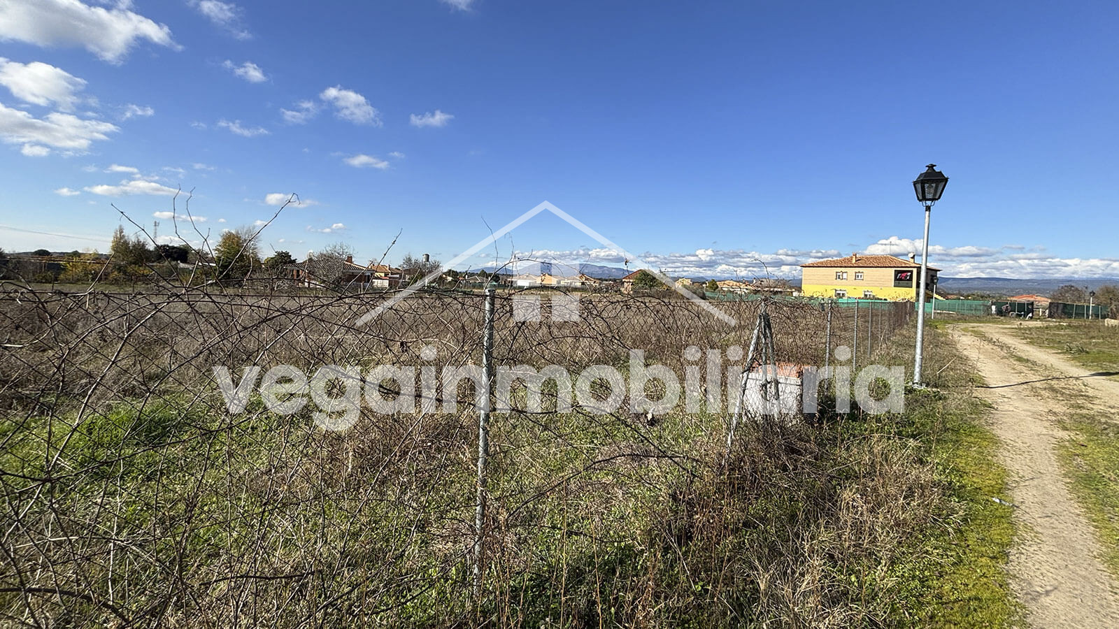 valla-inmueble-111-vega-inmobiliaria