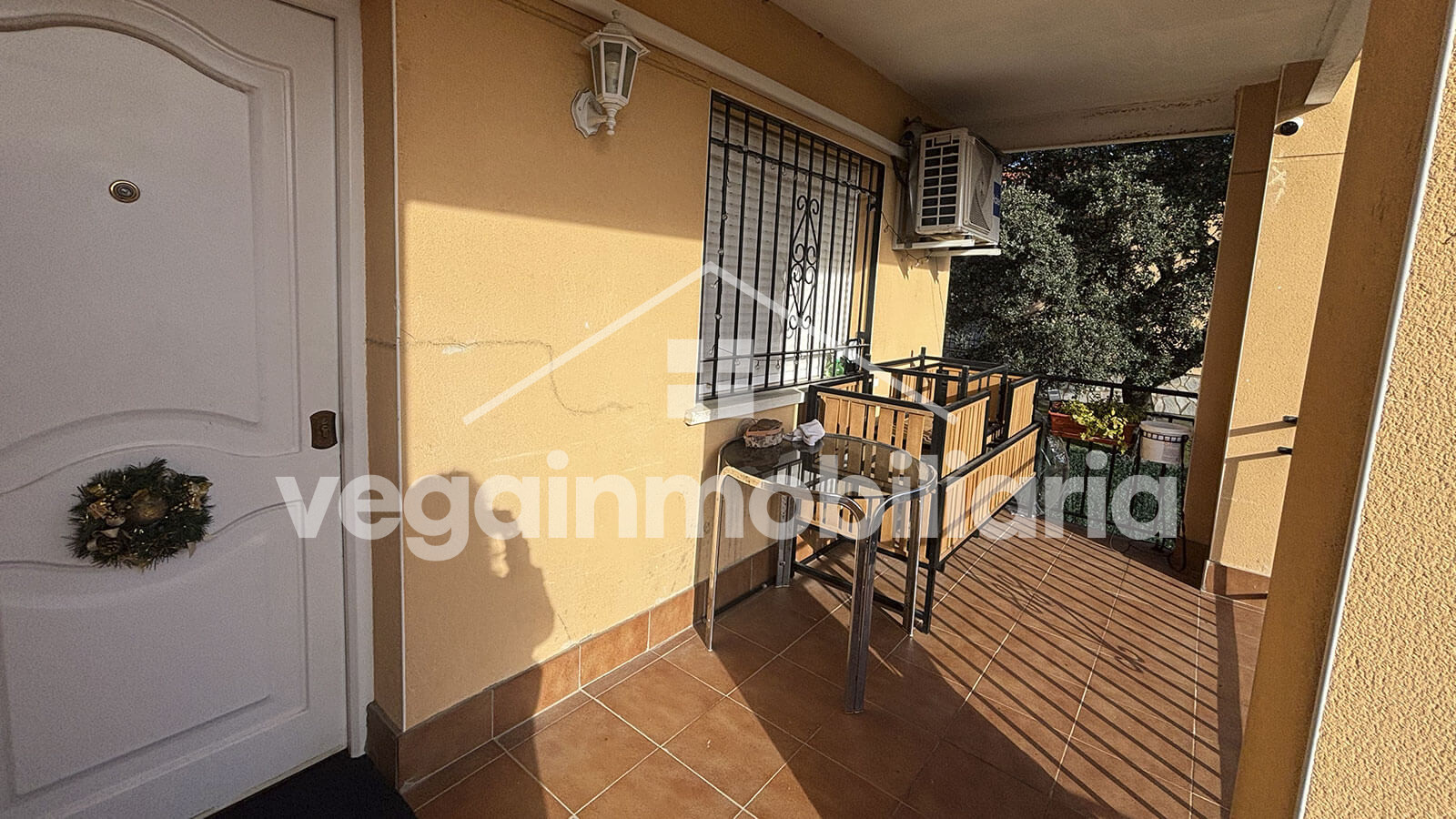 entrada-inmueble-117-vega-inmobiliaria