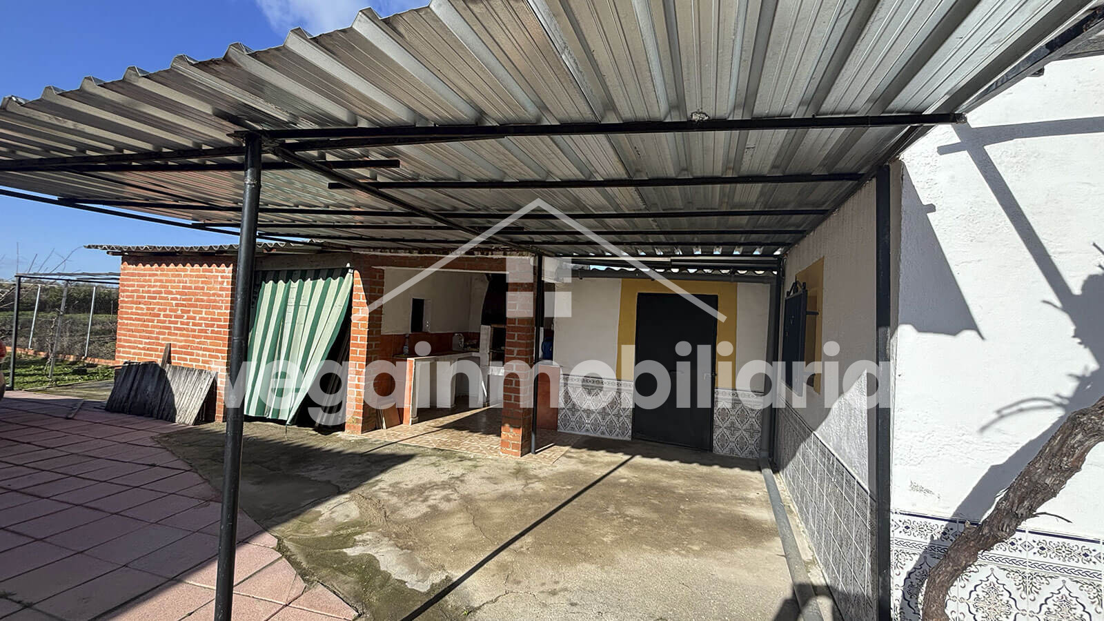entrada-inmueble-119-vega-inmobiliaria
