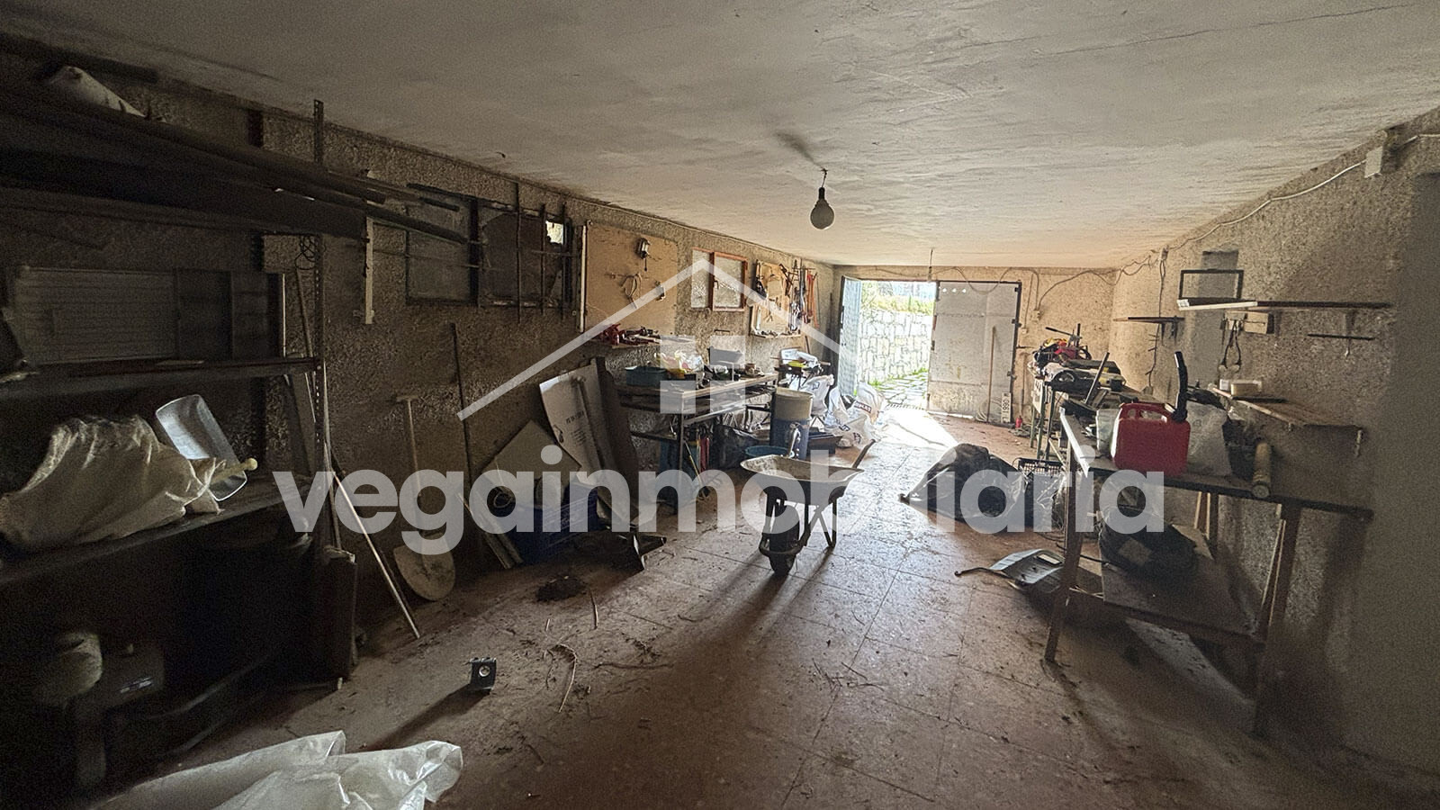 garaje-inmueble-115-vega-inmobiliaria