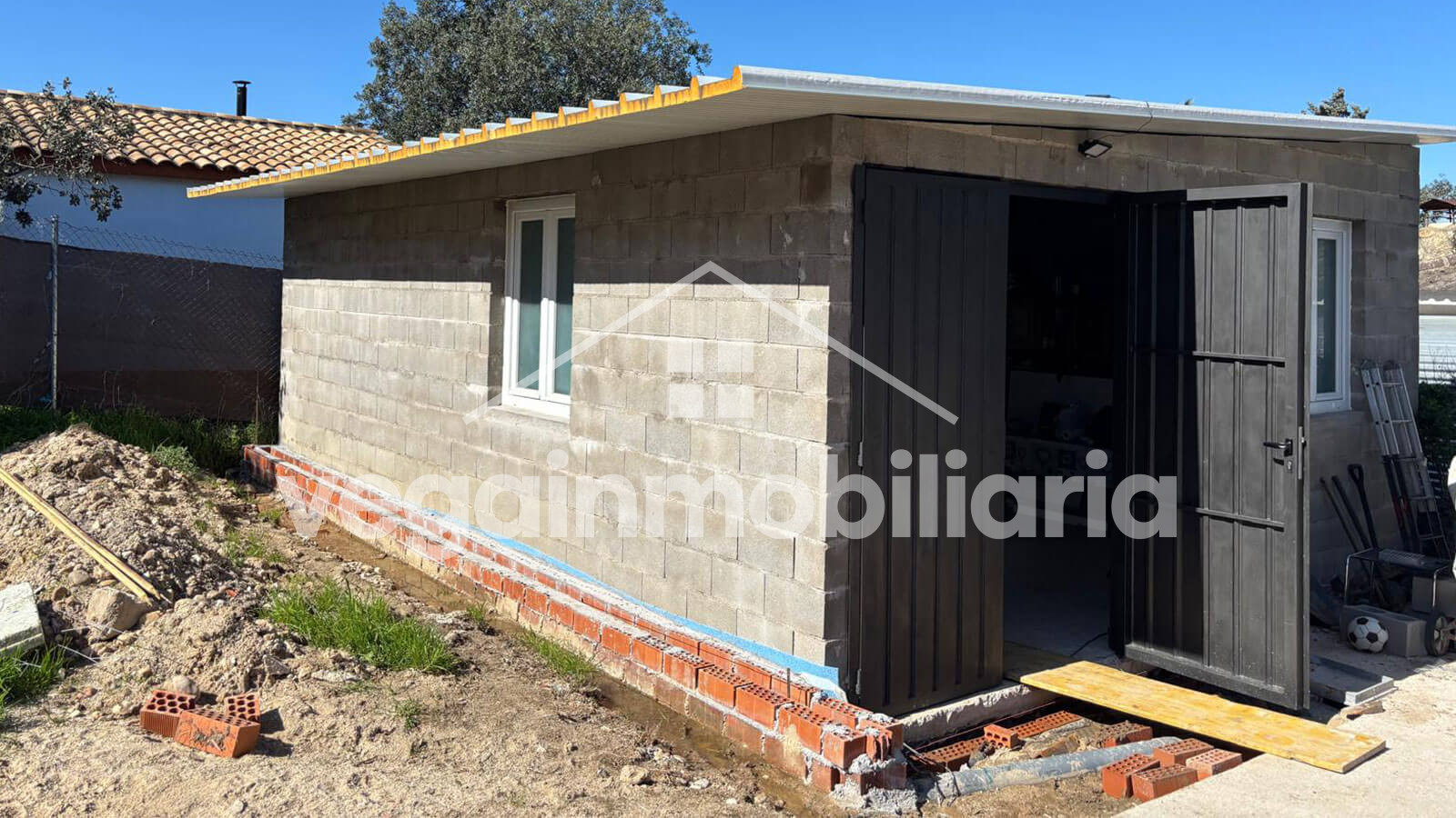 garaje-inmueble-001-vega-inmobiliaria