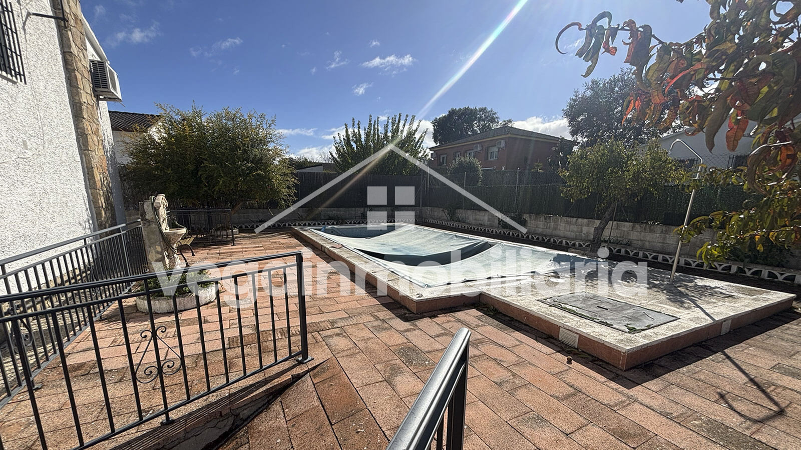 piscina-inmueble-110-vega-inmobiliaria