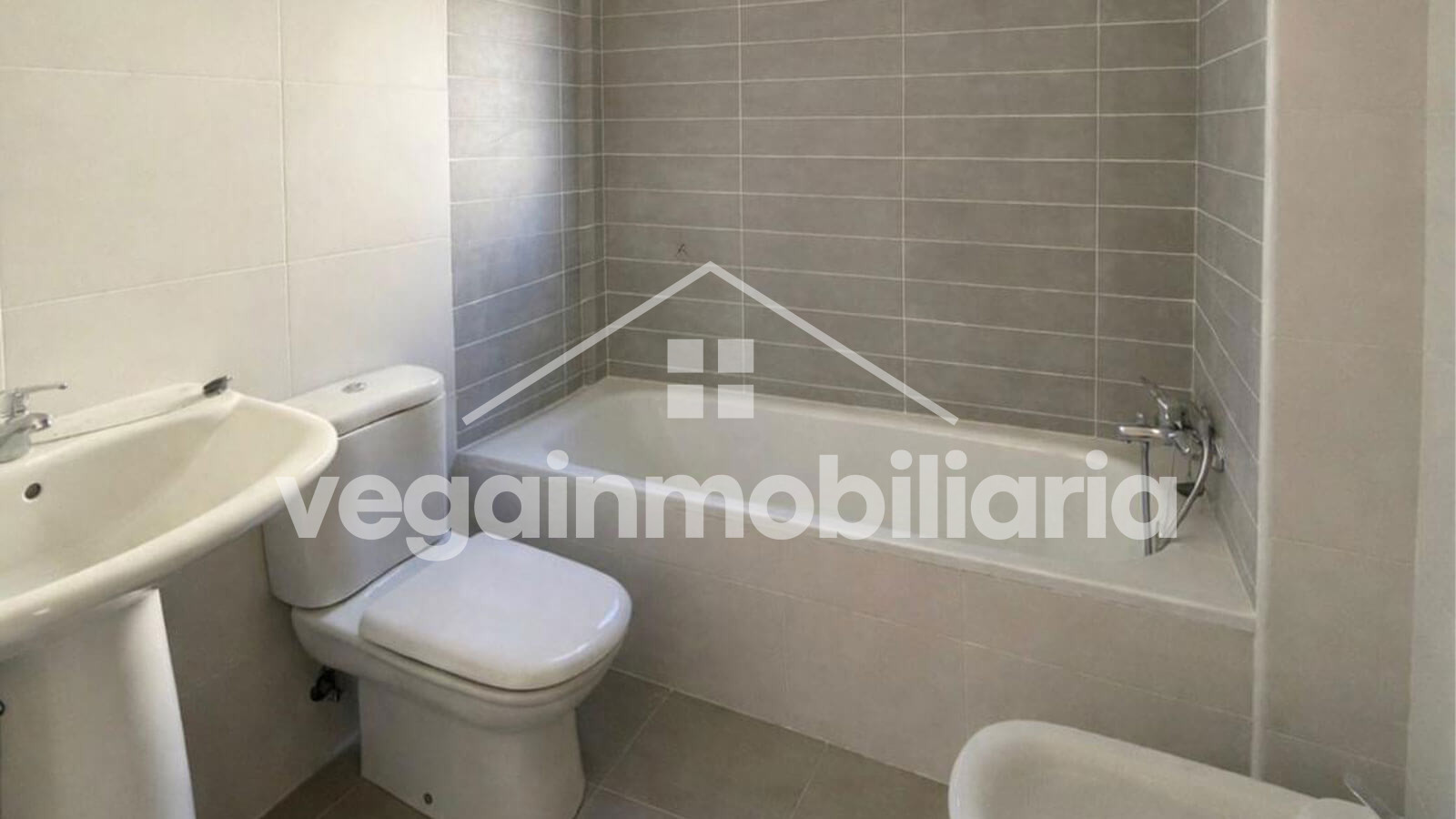baño-inmueble-134-vega-inmobiliaria