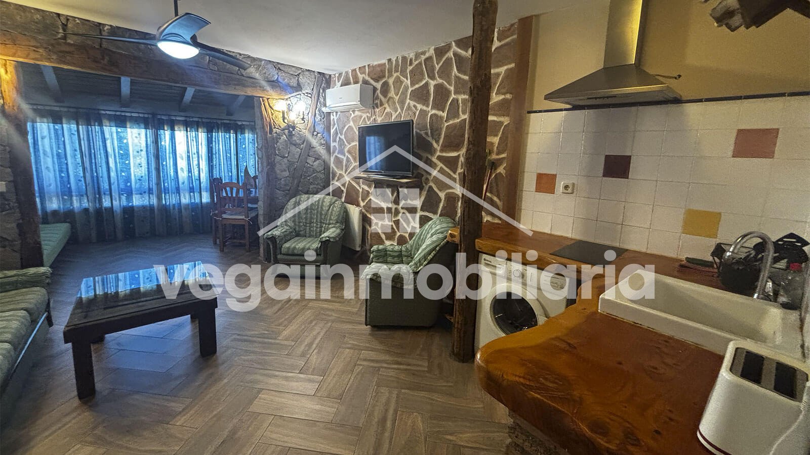 cocina-primero-izquierda-inmueble-133-vega-inmobiliaria