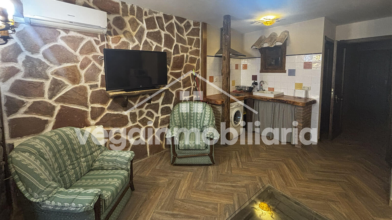 salon-primero-izquierda-inmueble-133-vega-inmobiliaria