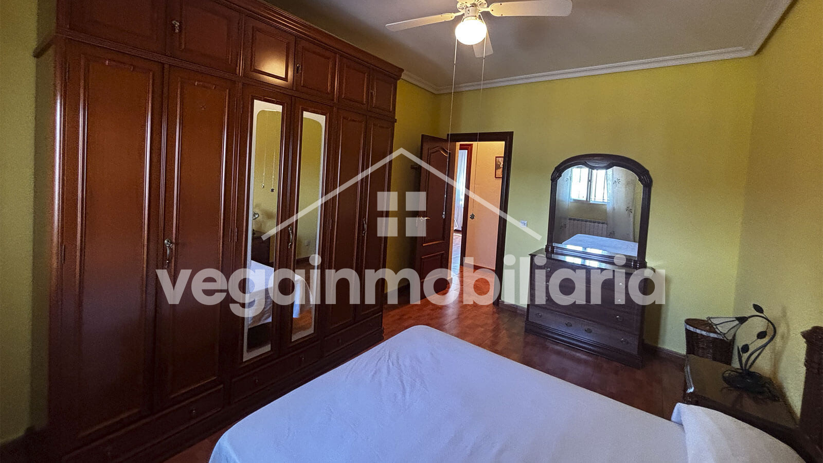 dormitorio-inmueble-141-vega-inmobiliaria