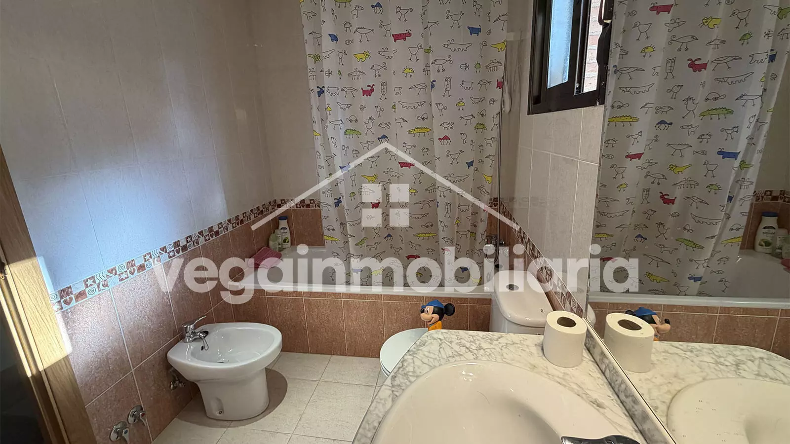 baño-cuarto-inmueble-151-vega-inmobiliaria