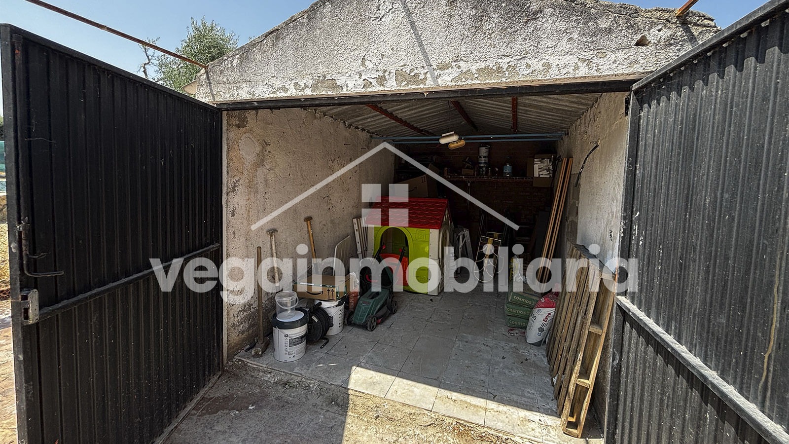 garaje-inmueble-146-vega-inmobiliaria