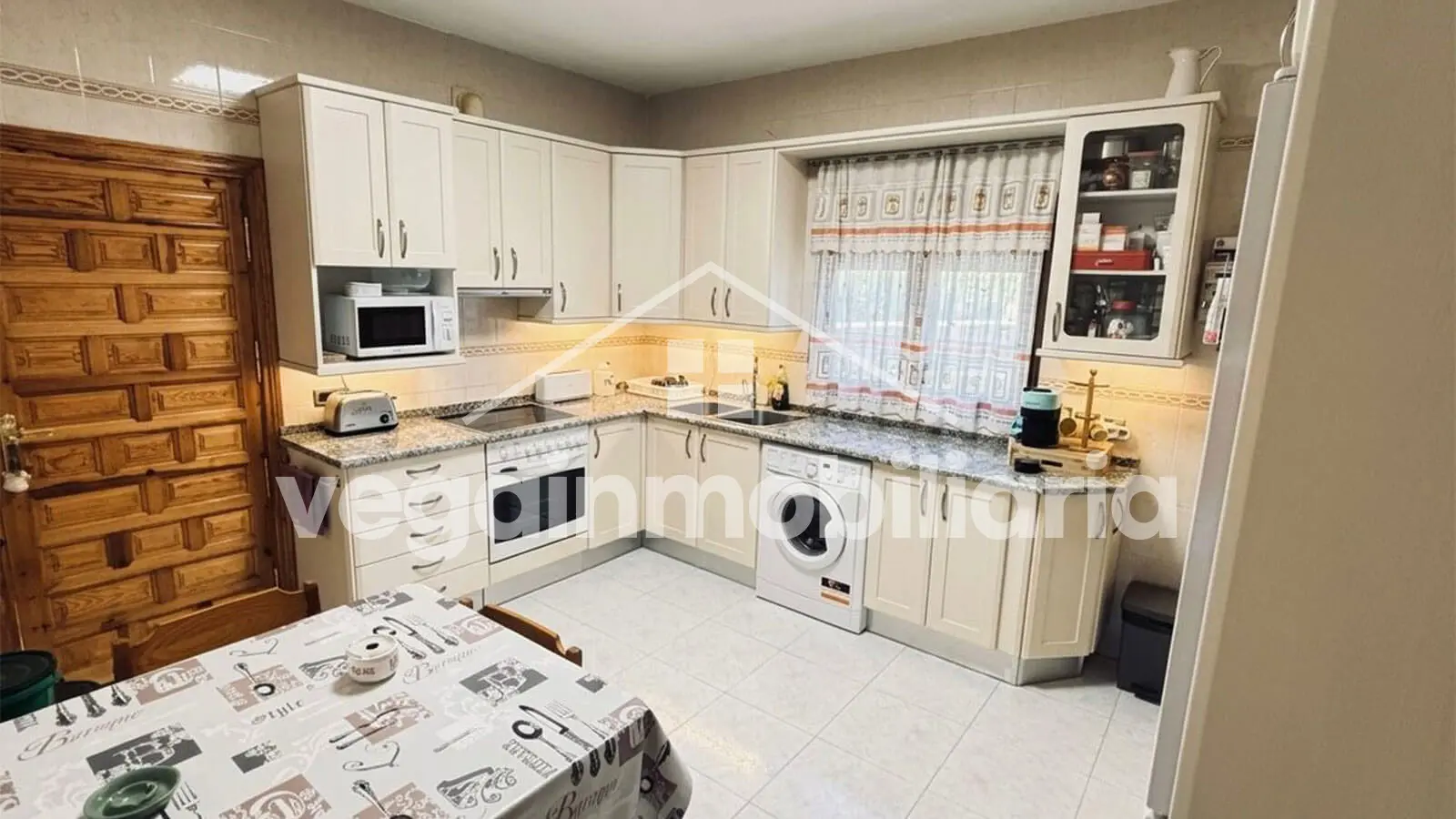 cocina-inmueble-160-vega-inmobiliaria
