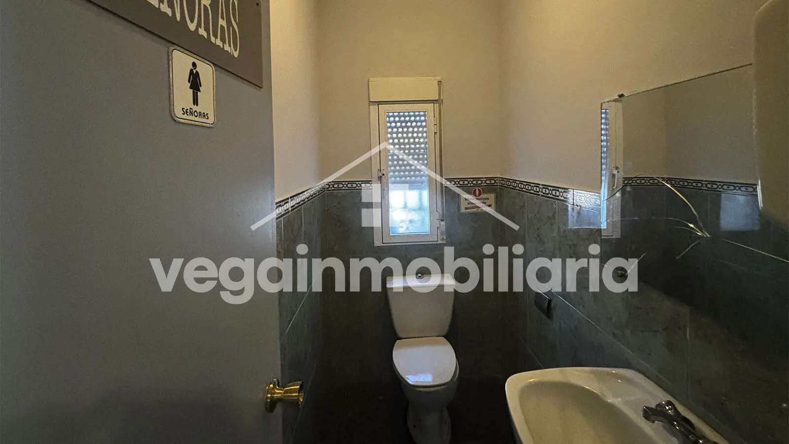 baño-chicas-inmueble-156-vega-inmobiliaria
