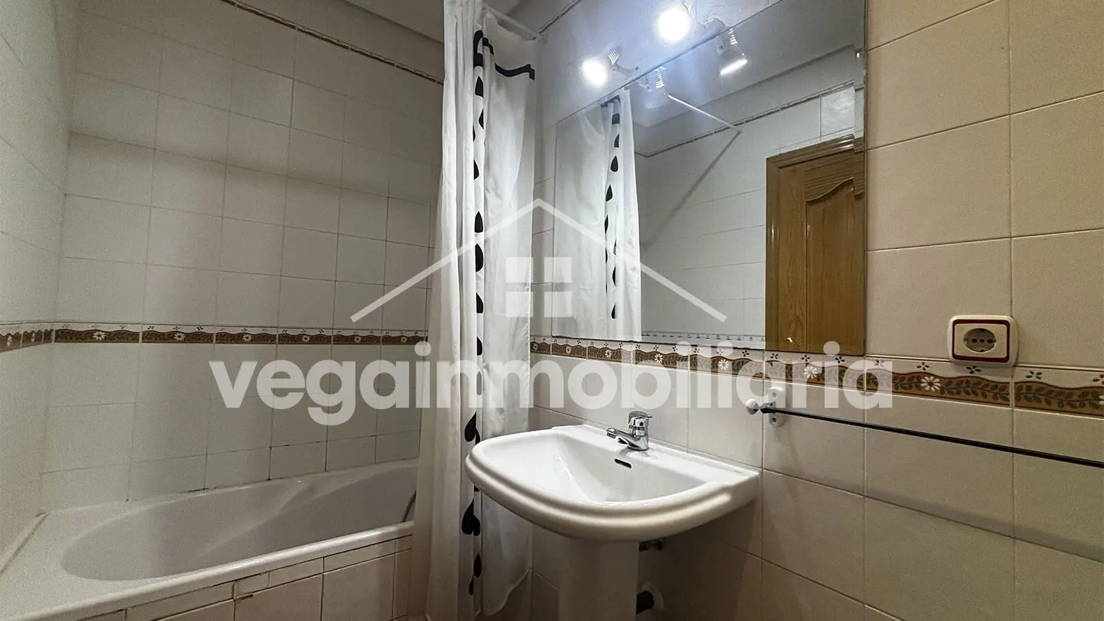 baño-inmueble-164-vega-inmobiliaria